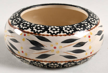 Old World Black 12 Oz Bowl for Beehive Canister