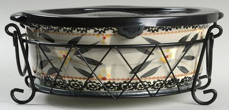 Old World Black 4pc 10" Round Handled Baker(Baker,Lid,Trivet&Stand)