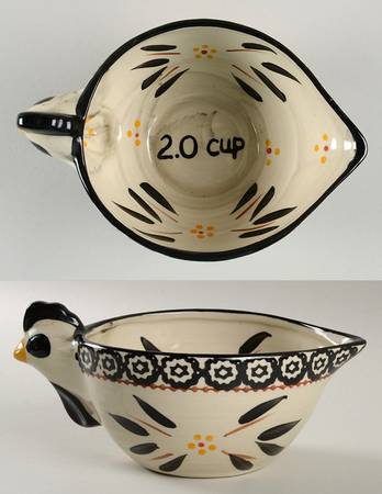 Old World Black 2 Cup Measuring Cup