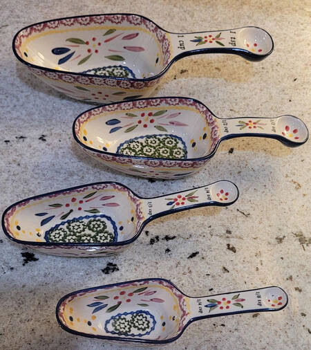 Old World Confetti 1/4 Cup Measuring Scoop