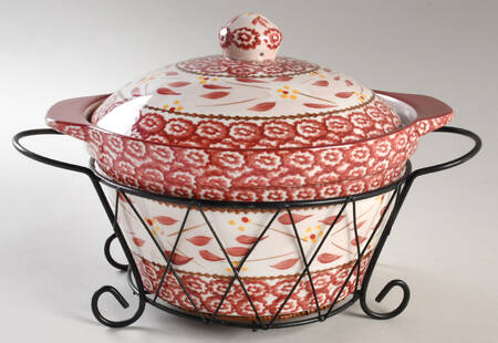 Old World Cranberry 2.5 Qt Round Covered Casserole & Metal Stand