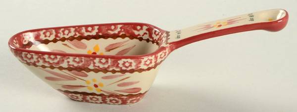 Old World Cranberry 1/4 Cup Measuring Scoop