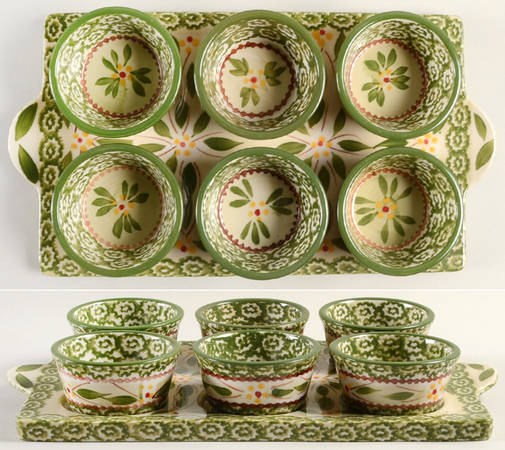 Old World Green 6 Muffin Cups & Tray