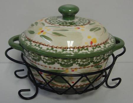 Old World Green 10 Oz Individual Casserole & Lid W/Metal Stand
