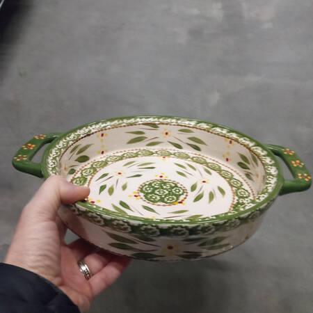 Old World Green 9" Round Handled Baker