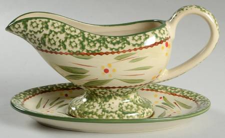 Old World Green Gravy Boat & Underplate