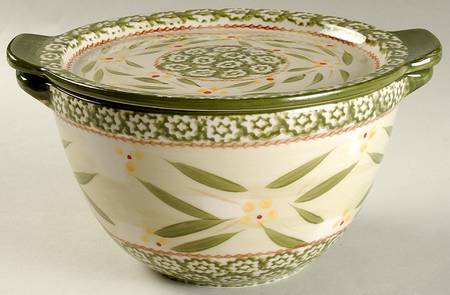 Old World Green 2 Qt Round Covered Casserole