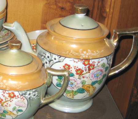 TKI61 Teapot & Lid