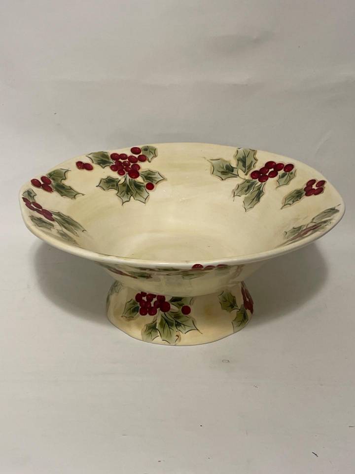 Classic Tidings Pedestal Bowl