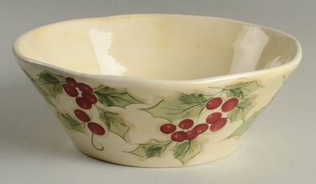 Classic Tidings 9" Round Vegetable Bowl