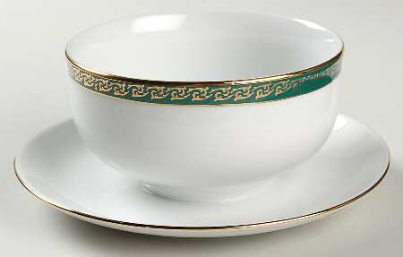 THU420 Gravy Boat with Attached Underplate