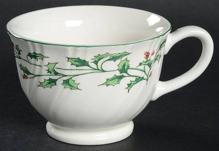 Holly Leaf Footed Cup
