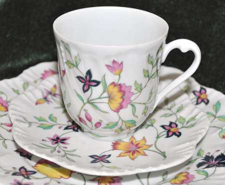 Adriana Flat Cup & Saucer Set