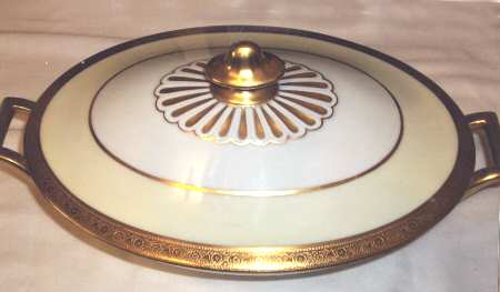 THO485 Oval Covered Vegetable