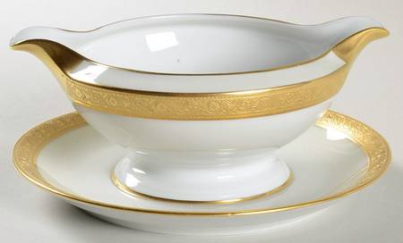 THO485 Gravy Boat with Attached Underplate