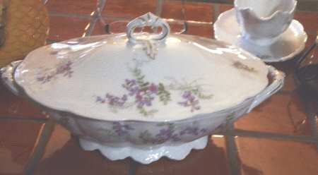 TIA12 Oval Covered Vegetable