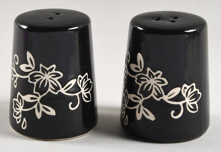 Floral Lace Black Salt & Pepper Set (Centertaining Lazy Susan Set)