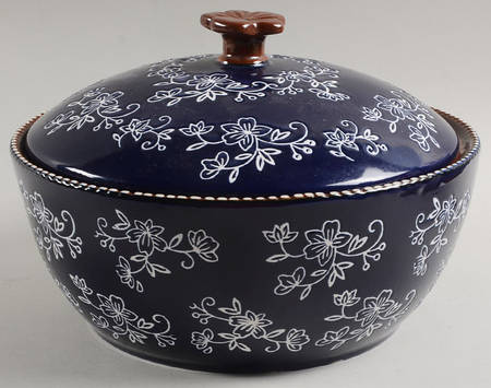 Floral Lace-Blue 3 Quart Round Covered Casserole
