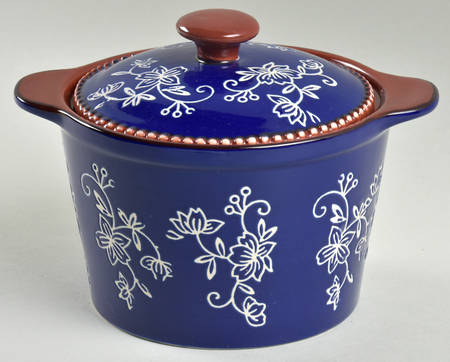 Floral Lace-Blue Round Covered Baker