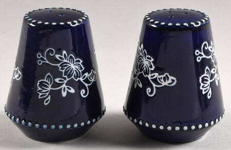Floral Lace-Blue Salt & Pepper Set