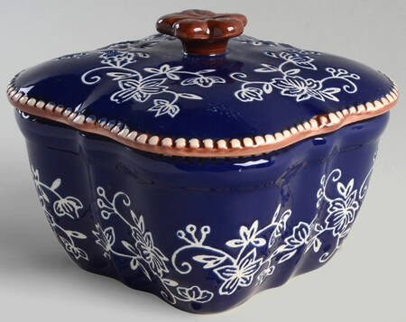 Floral Lace-Blue Ramekin with Lid