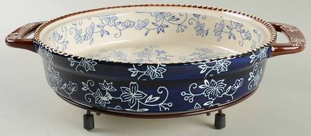 Floral Lace-Blue 9" Round Baker with Metal Stand