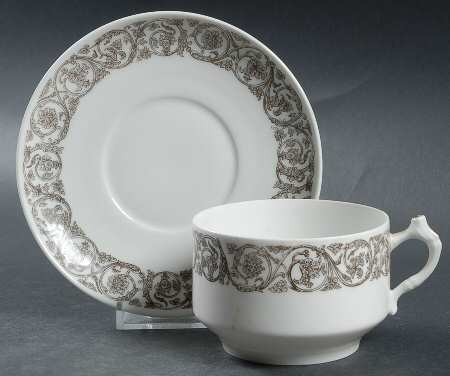 TRV715 Footed Cup & Saucer Set