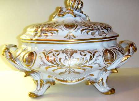 1118-146 Tureen &  Lid