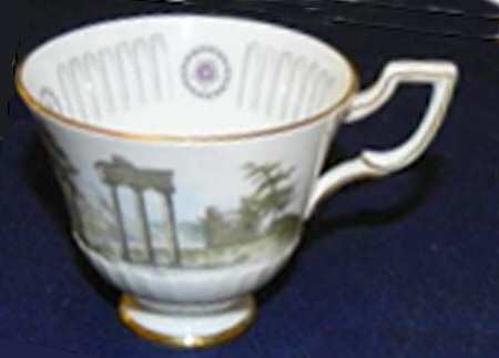 D2299 Footed Cup