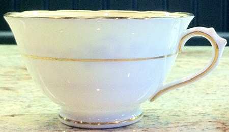 9415 Footed Cup