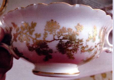TRV729 Footed Cream Soup Bowl