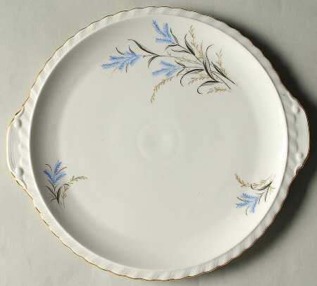 THU438 Handled Cake Plate