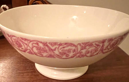 TRV732 Cranberry Bowl