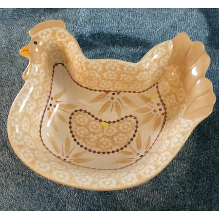 Old World Cream 7" Figural Serving Bowl