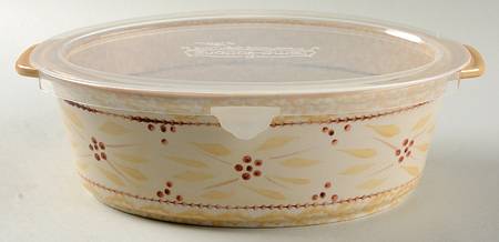 Old World Cream 10" Oval Baker & Tabless Plastic Storage Cover