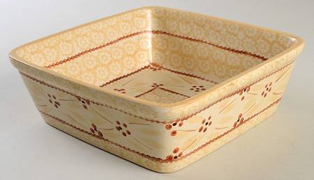 Old World Cream 7" Square Baker