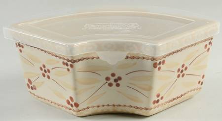 Old World Cream 18 Oz Ramekin & Plastic Lid for Baker & Ramekins Set (Chip & Dip)