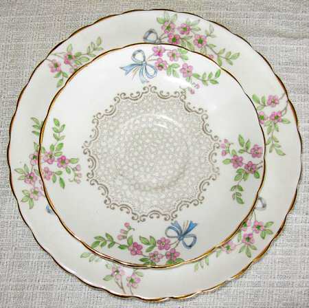 C4361 Saucer
