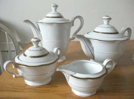 1217 Coffee Pot & Lid