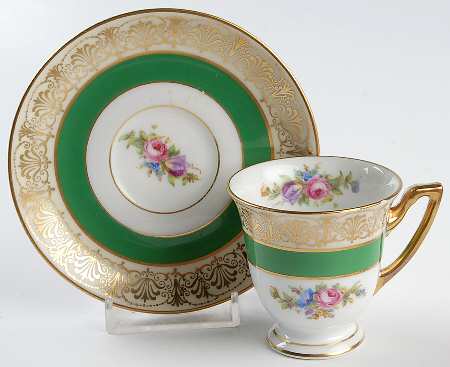 91 Footed Demitasse Cup & Saucer Set