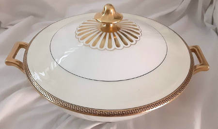THO526 Round Covered Vegetable