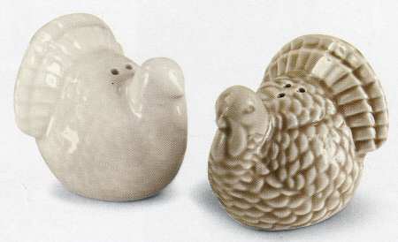 Turkey Day Tan Figural Salt & Pepper Set