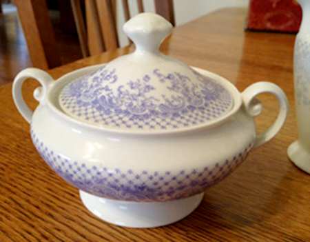 4182 Sugar Bowl & Lid