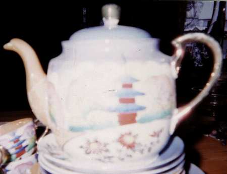 TKI76 Teapot & Lid
