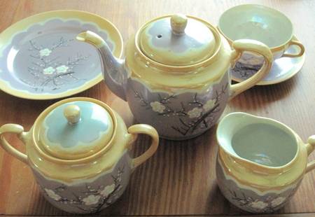 TKI77 Teapot & Lid