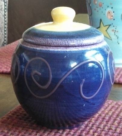 Fusina Sugar Bowl & Lid