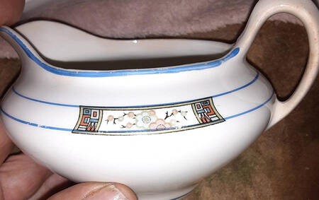 TST776 Creamer