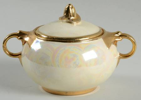 TST1045 Sugar Bowl & Lid