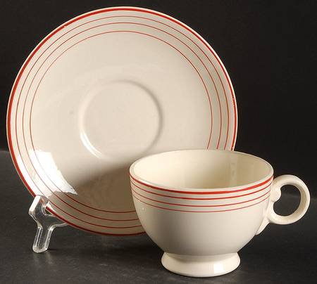 TST1053 Footed Cup & Saucer Set
