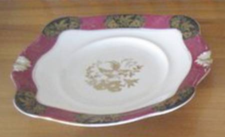 8904 Square Handled Cake Plate